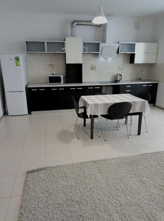 Gil Apartments, On Mynaiska 18 乌日霍罗德 外观 照片
